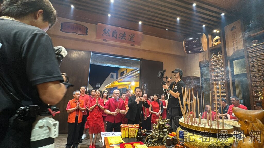 此次鳳璇軍成立的目的在於號召女性純淨的象徵，同時在九九重陽節當天恭迎天上聖母安座大典。無極武恩聖宮提供