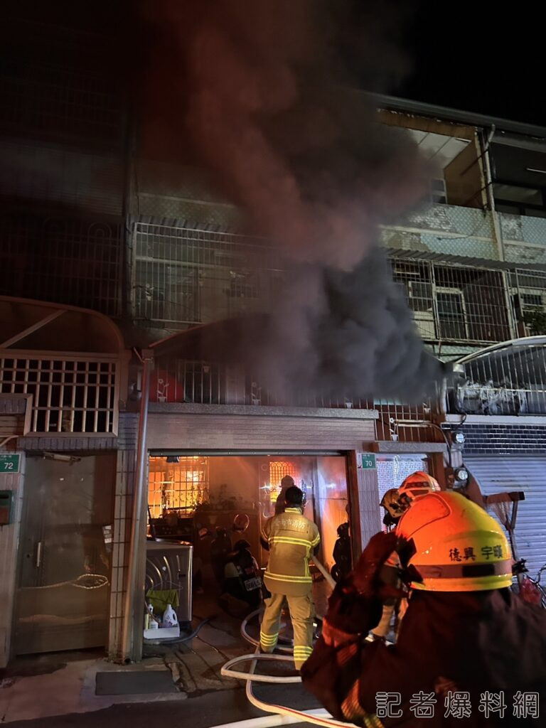 台南凌晨火警疑「夫妻吵架」暴走縱火！丈夫反鎖房門遭戒護送醫