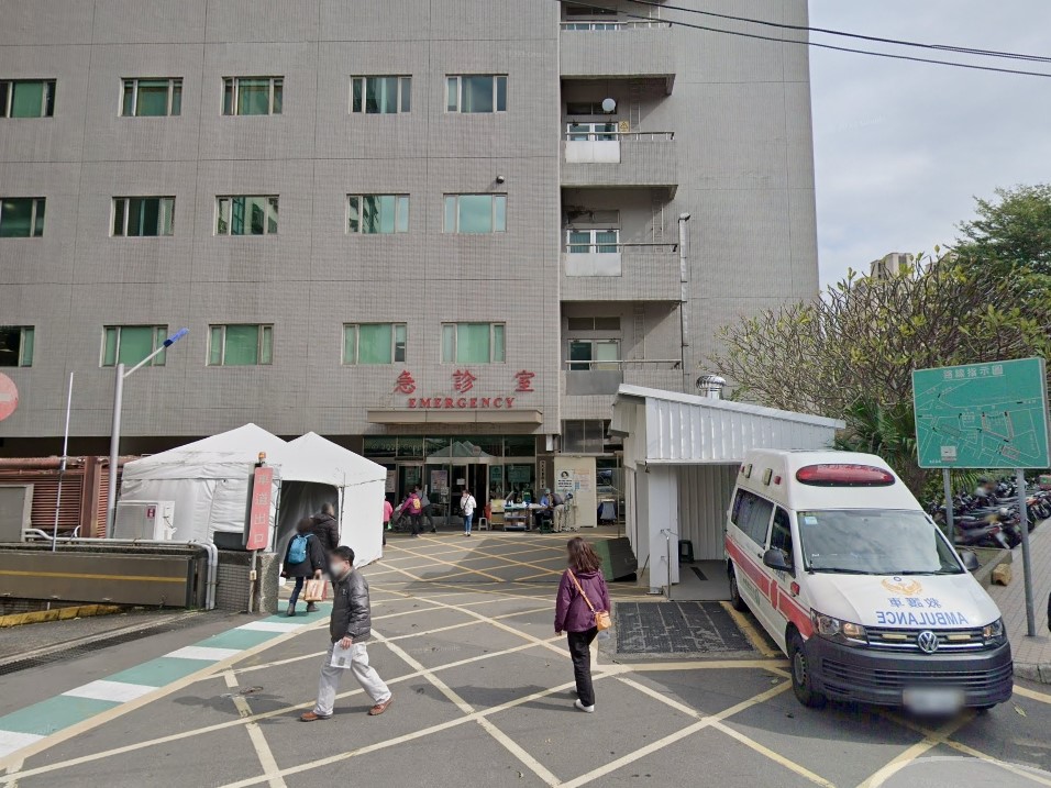 ▲墜樓女大生被送往三峽恩主公醫院救治。 （翻攝GoogleMaps）