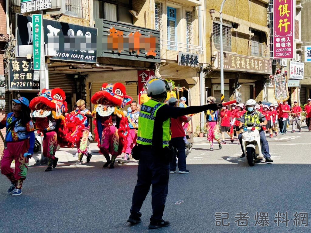 台南400府城迎媽祖！熱鬧滾滾　南警加強秩序管理…提升宮廟文化