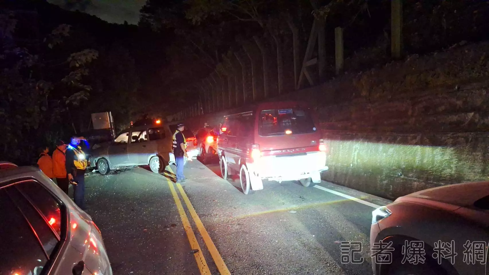 台8線4車追撞3人傷 車輛受阻1.5小時雙向回堵3公里