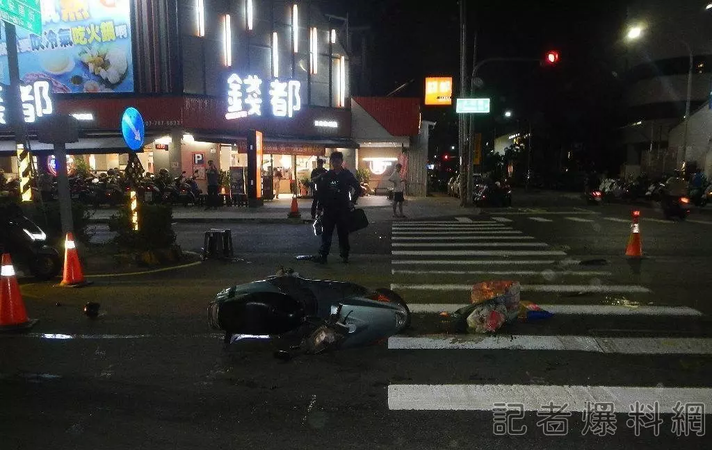 高雄自小客闖紅燈擊落機車「肇事逃逸」！警追緝駕駛中