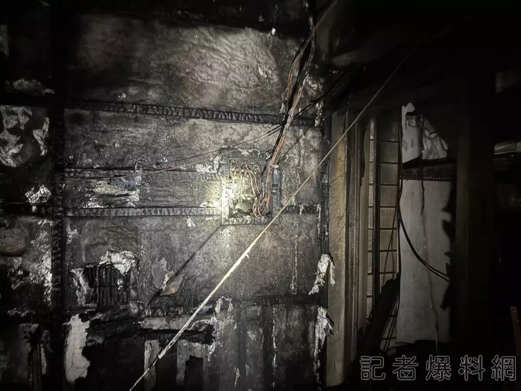新/台南凌晨民宅火警! 疑魚缸機台釀災...3人受困2送醫 1 2024 12 11 368476 S 58892313 | 火警,台南,魚缸 台南, 釀災, 魚缸 記者爆料網|新聞