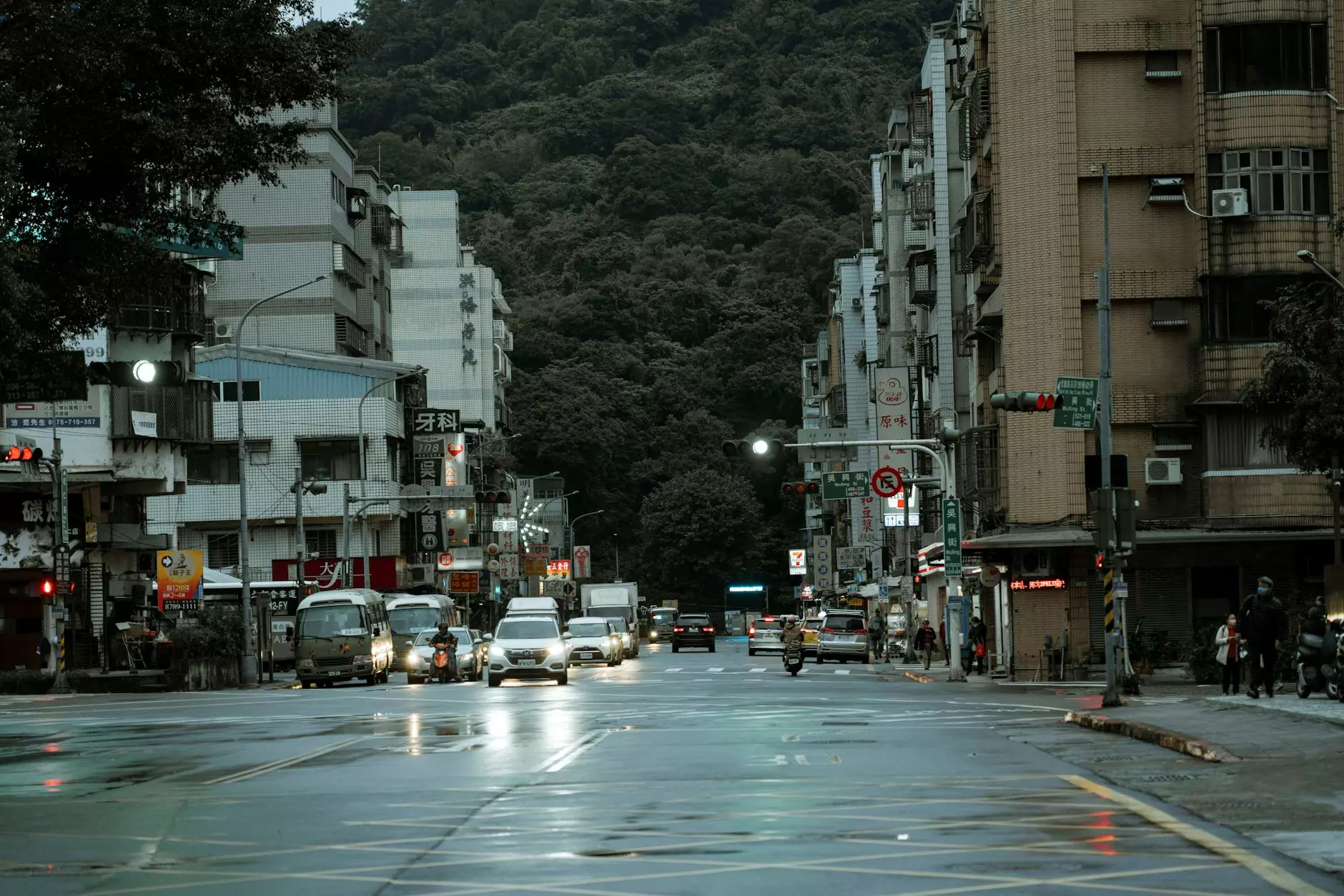 cars at the intersection